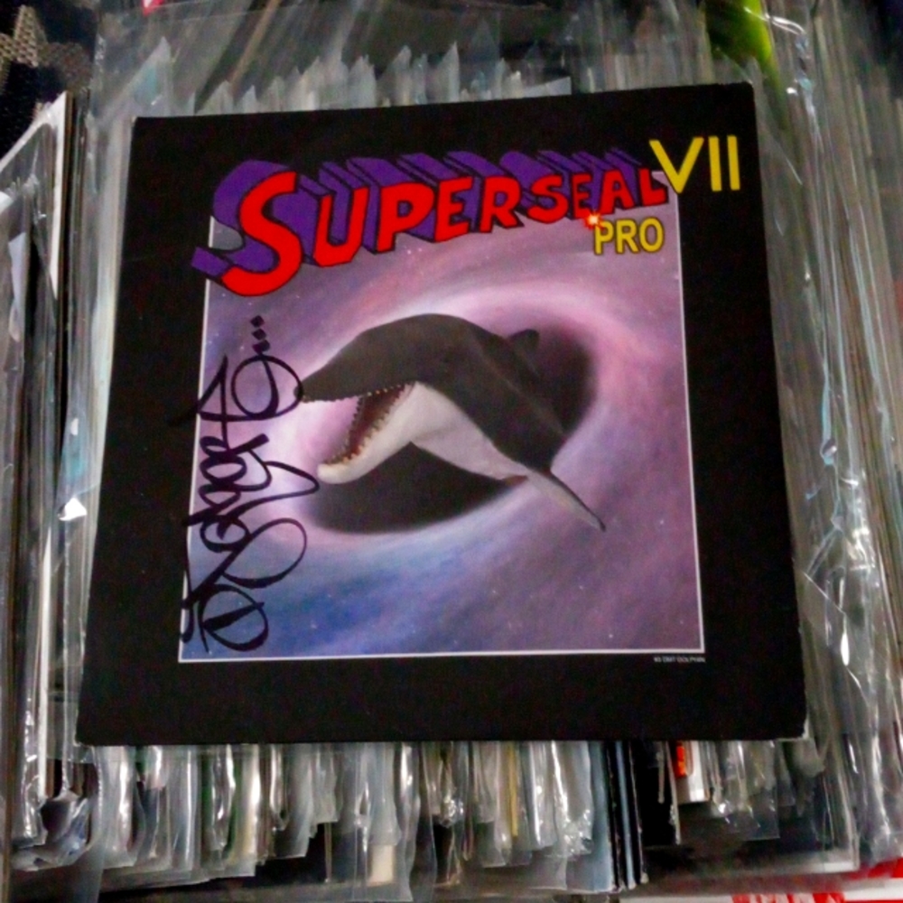DJ QBERT SIGNED SUPERSEAL PRO ' DMT '